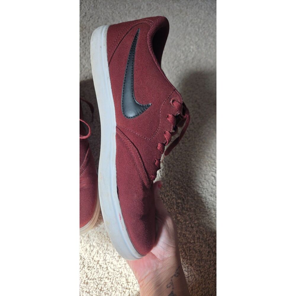 Nike Sb Check Solarsoft Sneakers View 3